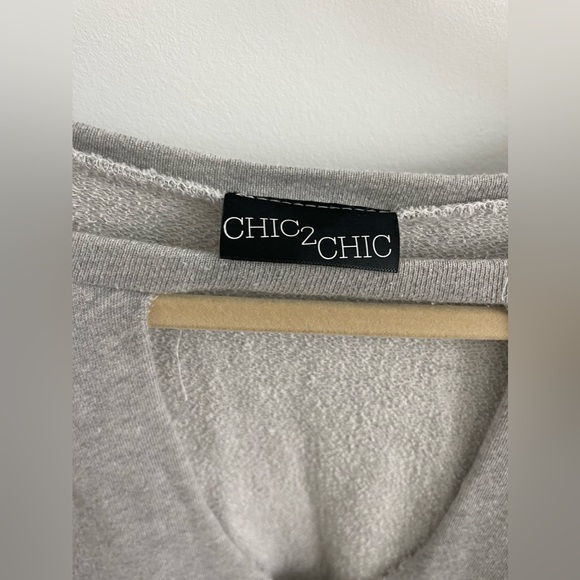 2 Medium Trendy Grey Soft Sweatshirts BUNDLE - Picture 7 of 8